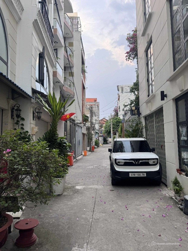 Ô TÔ VÀO NHÀ - NHÀ MỚI XÂY 5 NĂM CÒN MỚI TINH - KIẾN TRÚC CHÂU ÂU -