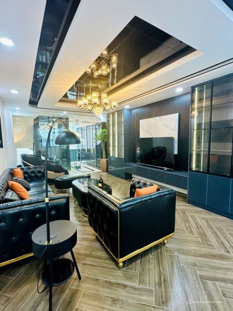 BÁN NHÀ TÂN HOÀ ĐÔNG,OTO VÀO NHÀ,THANG MÁY (4m x 18m x 5 TẦNG) 8,9 TỶ TL