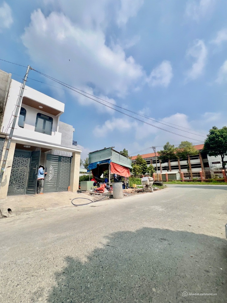 Bán Nhà Mặt Tiền ĐX 70 Phường Định Hoà, Thủ Dầu Một, Bình Dương