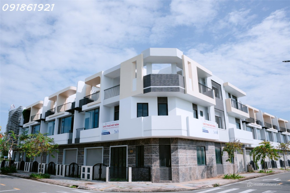 Bán nhà phố The Light City Vũng Tàu  sân vườn, riêng tư, quy hoạch chuẩn