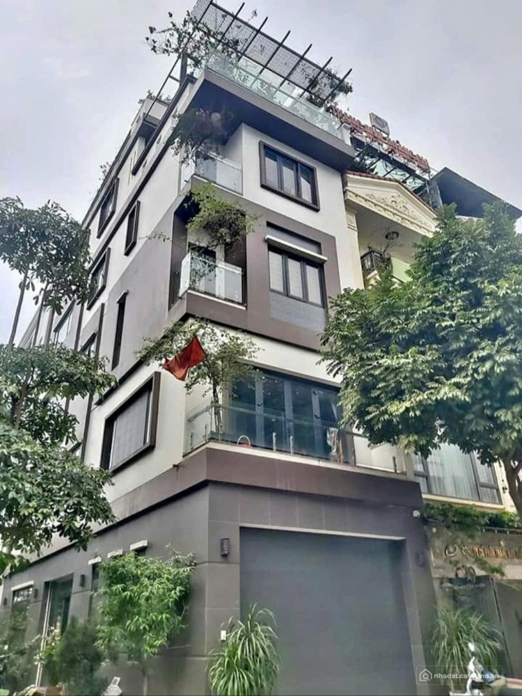 View Hồ Tây- Lô góc 3 thoáng- 6 tầng thông sàn- Kdoanh đỉnh chóp- Nội thất Gỗ Cc