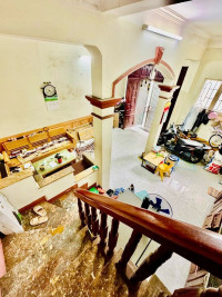 Bán căn nhà lô góc ôtô 36m2 mặt ngõ kinh doanh hồ tùng mậu - ntl - 9.8 tỷ có tl