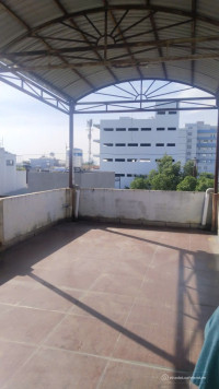 Bán gấp nhà 1 trệt 3 lầu đường thông 8m sân ô tô giá chỉ 6tỷ150 thương lượng