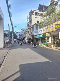 Tân Bình Lạc Long Quân- 51m2 - 2 tầng 3Pn hẻm ô tô.