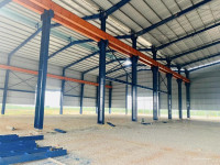 Cho thuê kho đường 5, DT 2000m2 có sẵn 2 cẩu trục 5,10 tấn