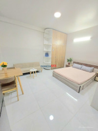 Cho thuê nhà NC 5m*9m, 1 trệt 1 lầu, 6tr/th, 3PN,  sân rộng đậu xe , đường lớn,