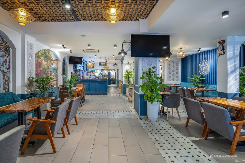 TOÀ NHÀ VP - 21 CHDV- TỔNG SÀN: 1,800 M2- MT ĐẶNG DUNG,Q1- NGANG: 15M- 195 TỶ