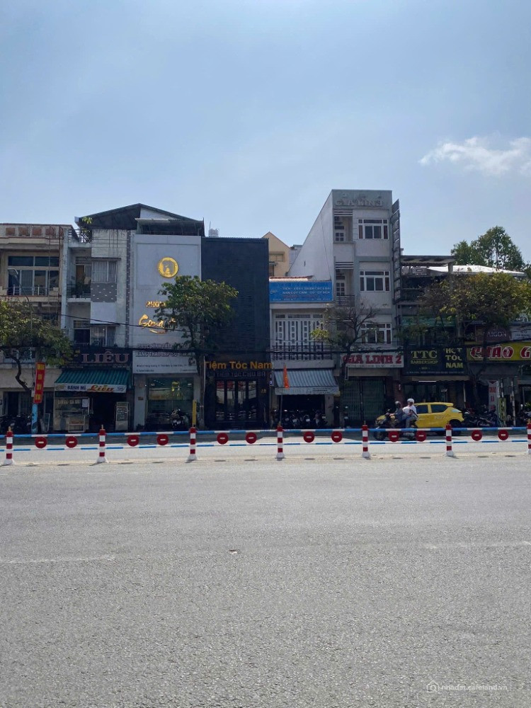 BÁN NHÀ MẶT TIỀN ĐƯỜNG HÙNG VƯƠNG (xéo Vincom Hùng Vương)