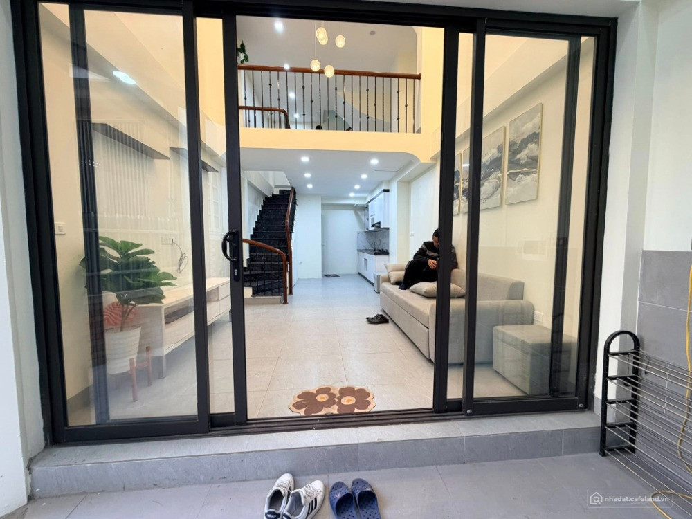 BÁN NHÀ LÔ GÓC LẠC LONG QUÂN TÂY HỒ 9 TỶ 40m 5 TẦNG MT3.5m NGÕ THÔNG Ô TÔ TRÁNH