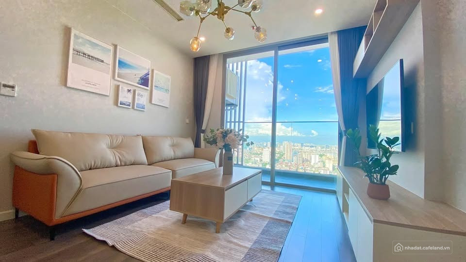 Cần bán gấp căn hộ 2N2VS chung cư Mipec Rubik 360 Xuân Thủy. GIÁ 9,4 tỷ