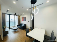 Chính chủ cho thuê sẵn căn Vinhome skylake Cầu Giấy Mỹ Đình 2 phòng ngủ 2 wc