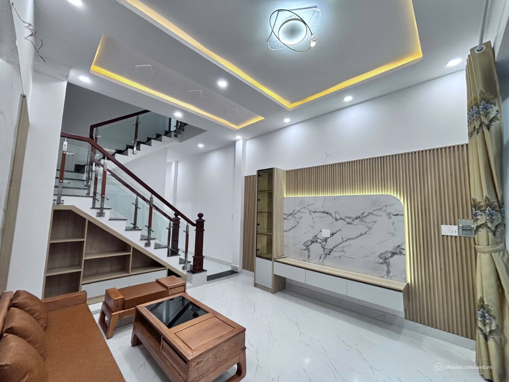 NHÀ MỚI TÂN XUÂN 1 - HÓC MÔN: VỊ TRÍ VÀNG, 3PN, HƯỚNG ĐÔNG NAM, SỔ HỒNG GIÁ 4.5