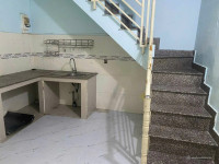 Bán nhà 18m² 2 lầu, cách Phạm Văn Đồng 50m, giá cực tốt