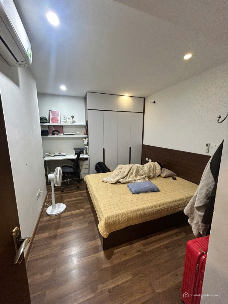 2 ngủ 78m2 chung cư Goldmark giá chỉ 6tỷ7 quá rẻ -Nhà đầy đủ đồ -Ban công hướng