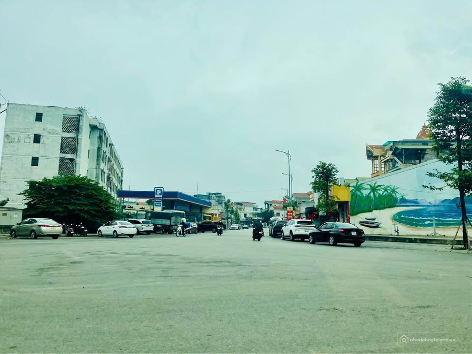 CHÍNH CHỦ BÁN NHÀ 2,5 Tầng 68m2 MẶT ĐƯỜNG BA LAN - GIẾNG ĐÁY, HẠ LONG