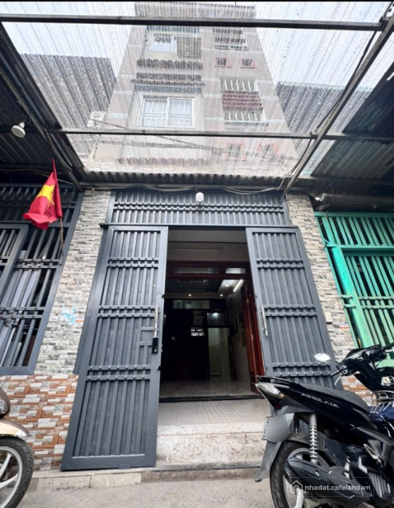 Nhà 3 tầng HXH C7 đường Phạm Hùng, Bình Chánh. Giá: 3.68 tỷ