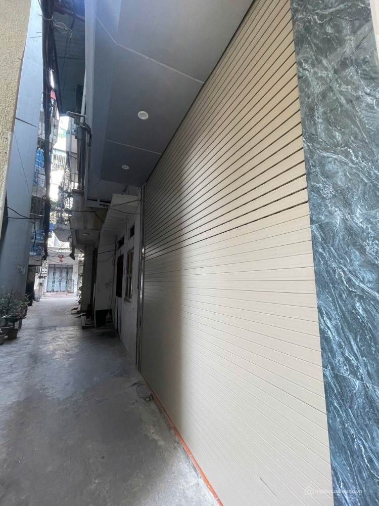 3 Bước Chân Ra Phố Ngọc Lâm, Nhà Mặt Ngõ Lớn OTO Đỗ Tận Cửa Chỉ 9 Đồng Siêu Hot