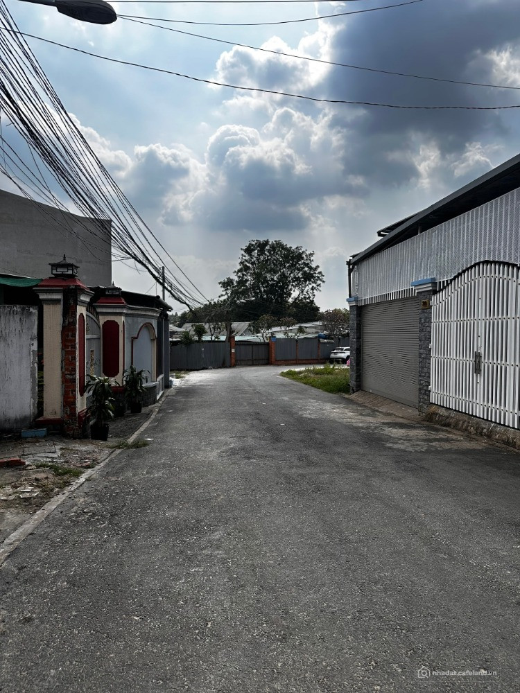 BÁN ĐẤT 120M2 KHU VỰC BÌNH DƯƠNG, ĐƯỜNG Ô TÔ 7M CÁCH KDL ĐẠI NAM 2KM- GIÁ CHỈ 1