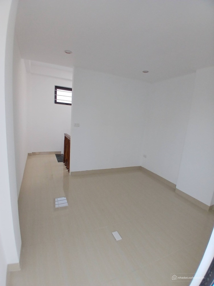 PHÂN KHÚC HIẾM TẦM TIỀN NGỌC THỤY 32M 5 TẦNG MT 3,5M 7 TỶ, NGÕ Ô TÔ TRÁNH NHÀ MỚ