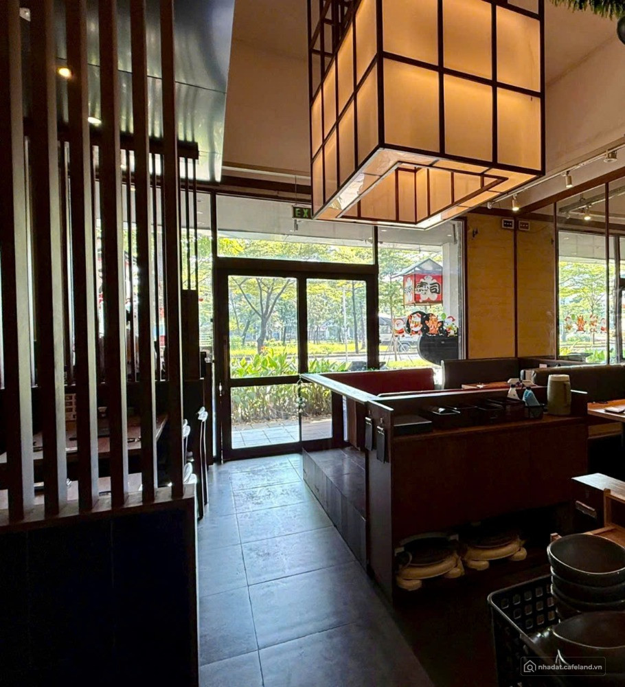 Shophouse Nguyễn Văn Linh – Phú Mỹ Hưng cho thuê, 4 tầng, vị trí kinh doanh