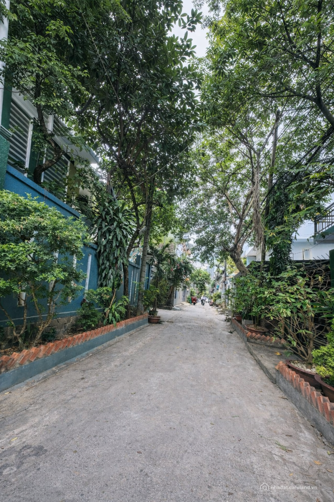 Chuyển nhượng nhà đường xe hơi khu Làng Báo Chí, Thảo Điền, quận 2