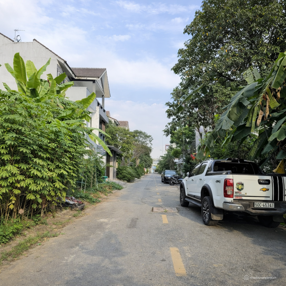 Chuyển nhượng lô đất mặt tiền đường Bùi Tá Hán, phường An Phú, quận 2