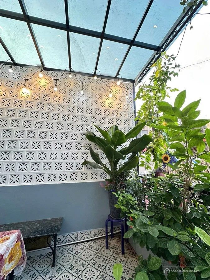  CƠ HỘI CUỐI CÙNG: NHÀ TRUNG TÂM HAI BÀ TRƯNG - 5 PHÒNG NGỦ - SÂN CAFE CỰC CHI