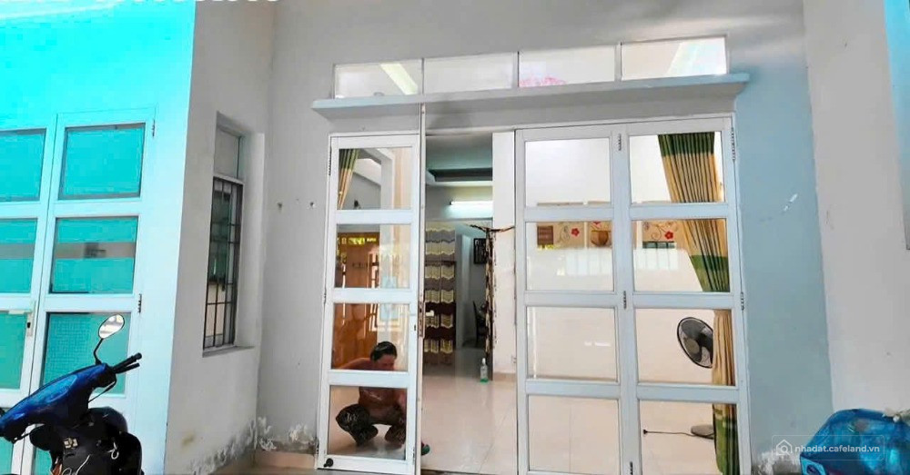 Bán nhà-DT110m2-4PN-ôtô 8m-ngay chợ Ba Làng-vĩnh hoà-Bắc Nha Trang-chỉ 8ty3