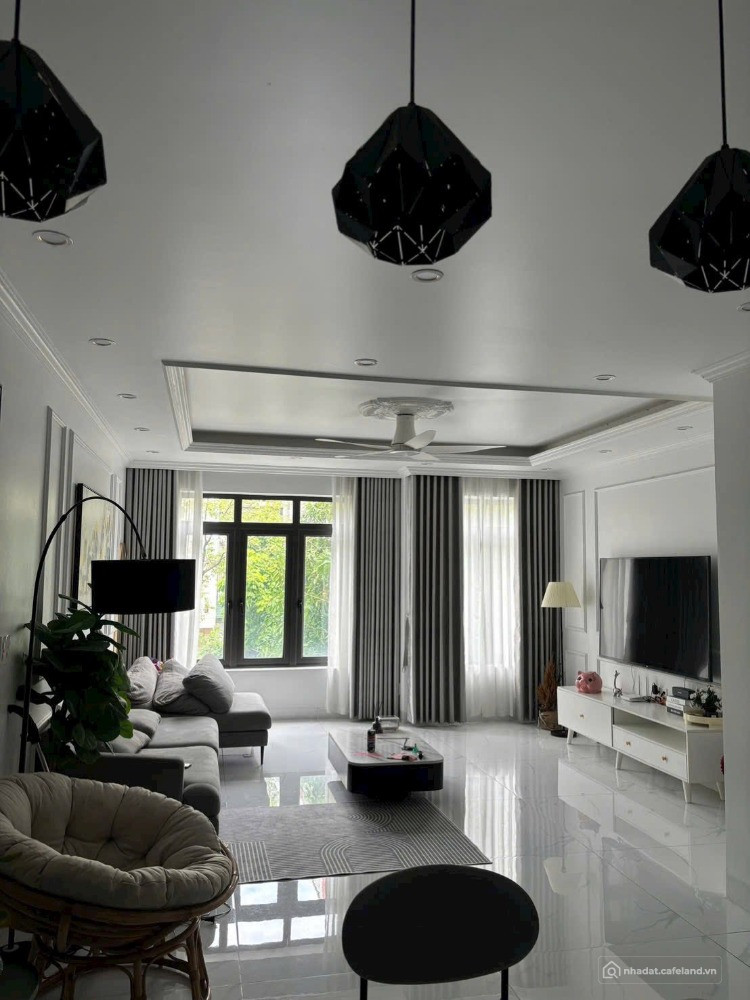 Bán căn nhà mặt phố Nguyễn Tuấn Trinh, Ecopark, TP Hải Dương, 95m2, mt 5m, 4 tần