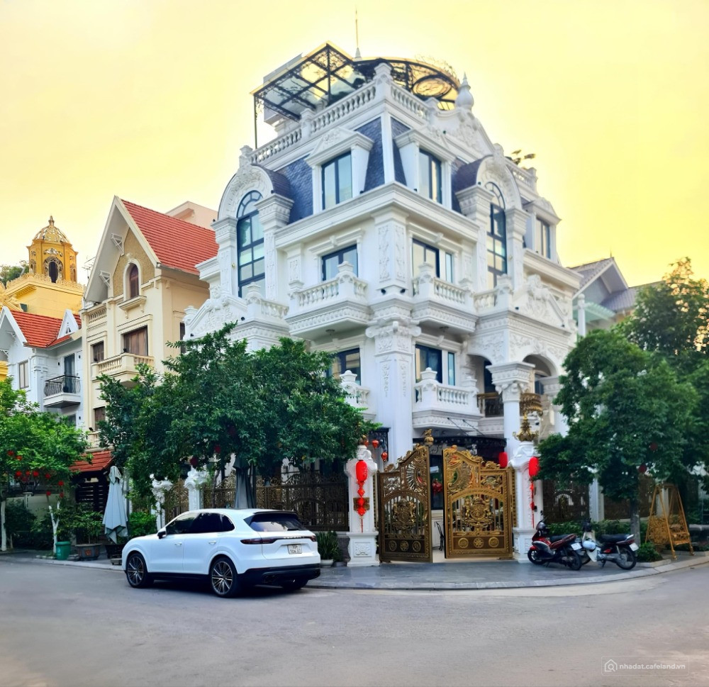 Chuyển nhượng căn góc Biệt Thự thuộc KĐT Việt Hưng, full nội thất cao cấp