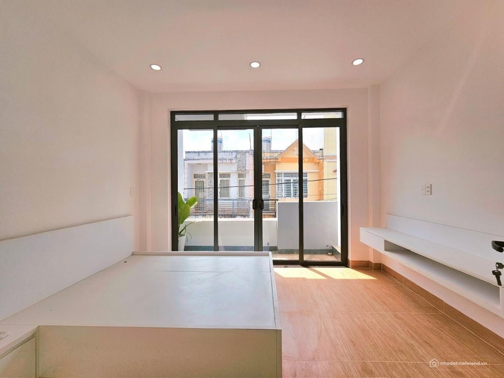 Bán Nhà Nguyễn Duy Trinh, P. Long Trường – 60m2 – 3 Tầng – Giá 5.79 Tỷ