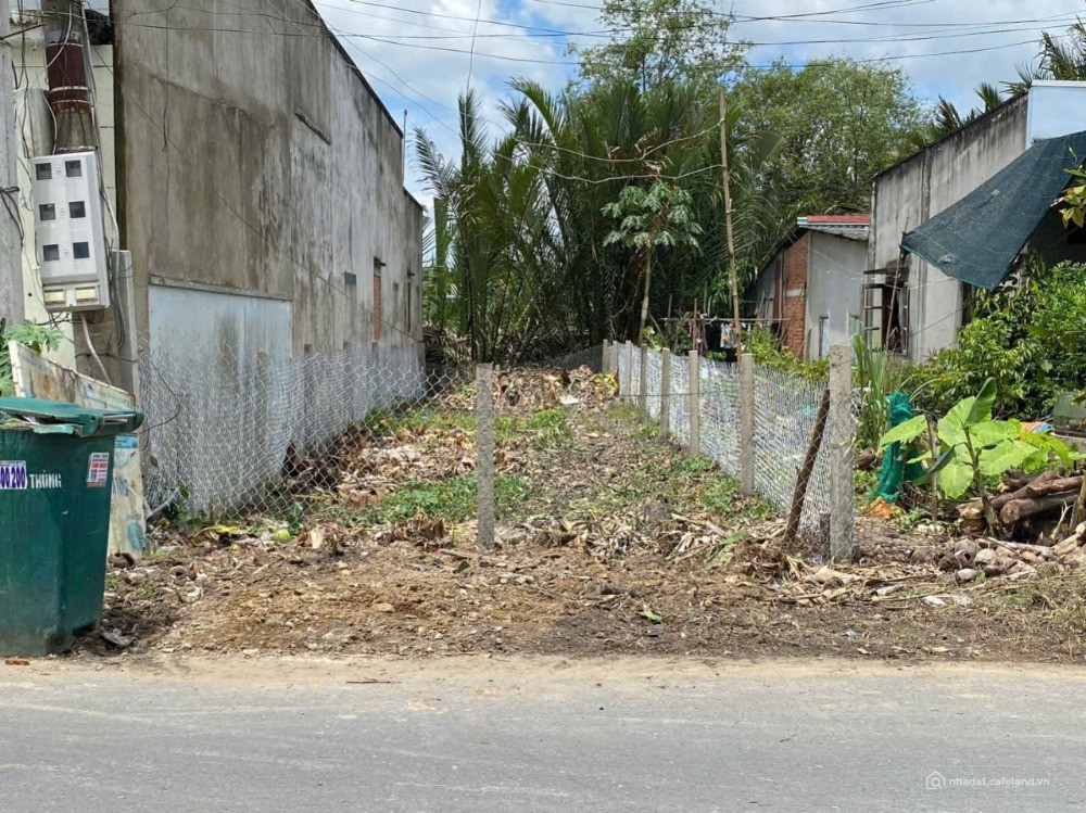 Bán đất thổ cư mặt tiền đường Huyện 24, cách chợ Cần Đước 3km