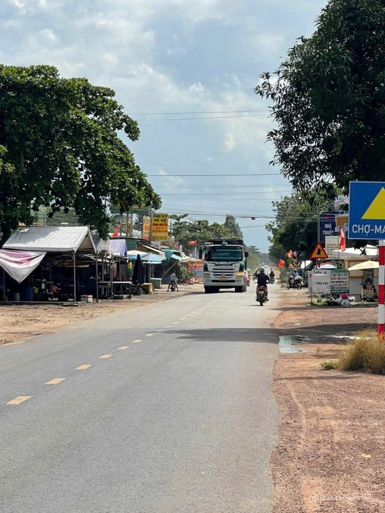 ĐƯỜNG NHỰA, DÂN ĐÔNG, NGAY TRUNG TÂM CHỢ, 15*50 6xx BAO SỔ