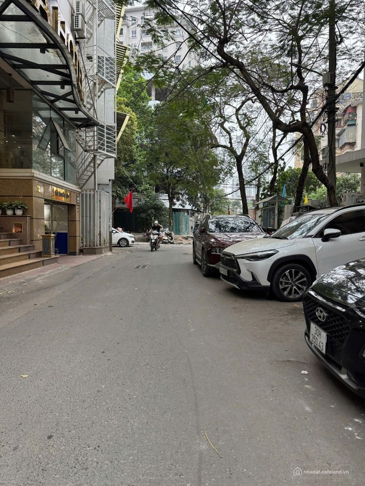 Nhà mới Xuân La - ở ngay không cần sửa - 6 tầng thang máy - Sát ô tô - Dòng tiền