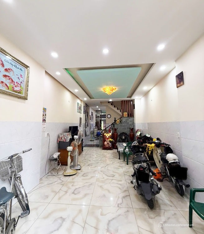 Nhà 4 tầng, Mặt tiền Bàu Cát, Bảy Hiền, 117m2, chỉ 23 tỷ TL