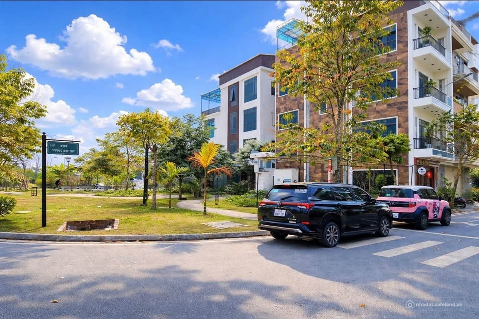 Bán lô góc 2 mặt phố KĐT Tân Phú Hưng, ph Tân Hưng, TP HD, 81.48m2, vị trí đẹp,