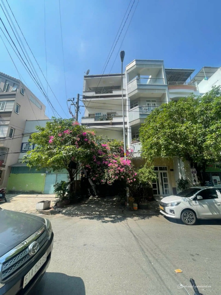 HẺM NHƯ ĐƯỜNG TÂN SƠN NHÌ 450M2, 4 TẦNG VÀ 10 PHÒNG TRỌ. GIÁ BÁN 16 TỶ