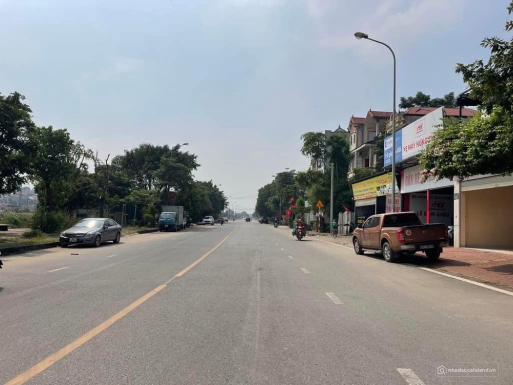 ĐẤT FULL THỔ CƯ – Ô TÔ VÀO TẬN ĐẤT – VIEW SÂN TDTT. 80m² sổ đỏ – mặt tiền  6m