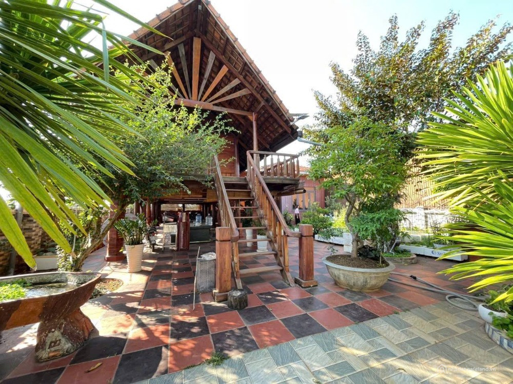 BÁN GẤP CĂN NHÀ VƯỜN 280M2 TÂN AN HỘI SỔ HỒNG RIÊNG GIÁ 900 TRIỆU