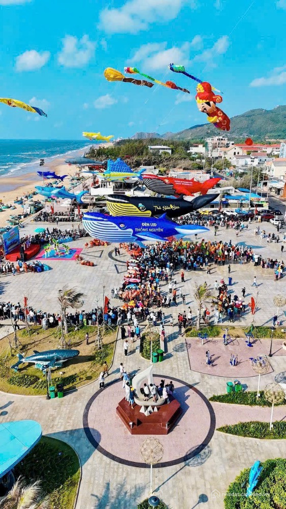  CHỦ KẸT TIỀN BÁN GẤP 4TY2 LÔ GÓC 2MT TRUNG TÂM PHƯỚC HẢI – 500M RA BIỂN 