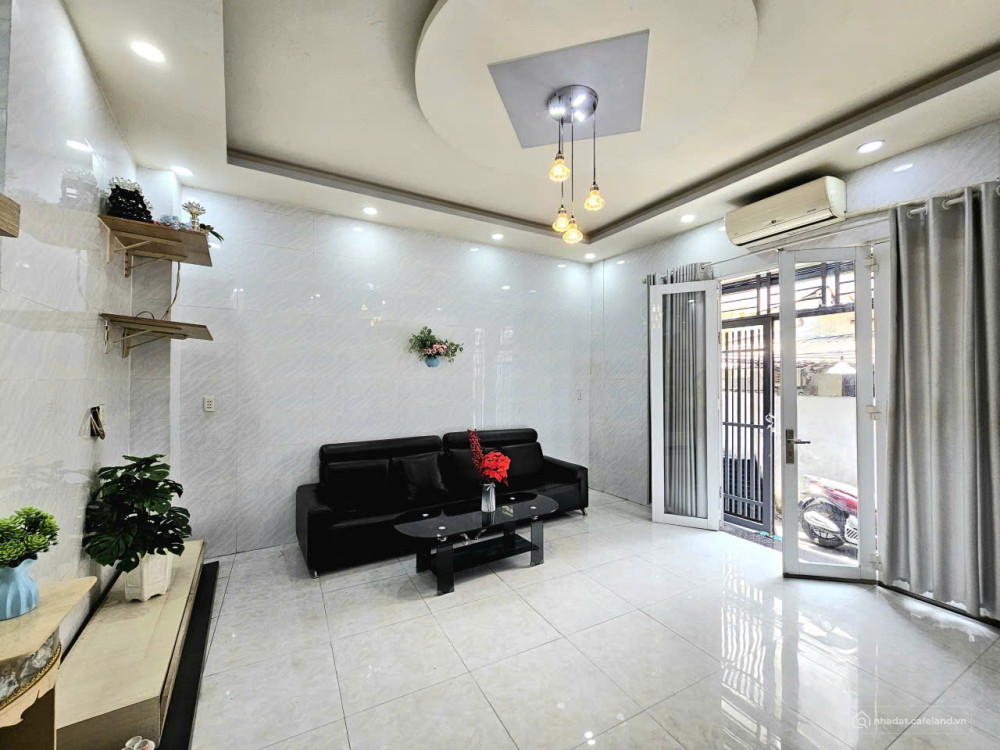 Nhà rộng khó tìm ngang 5.15 Bùi Minh Trực P6Q8 (full nội thất)