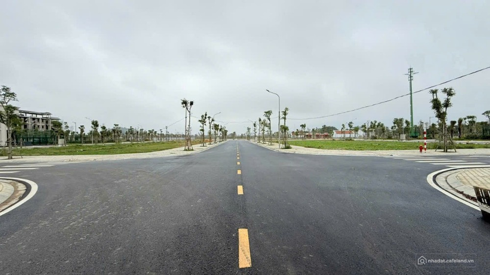 Cần bán lô đất đẹp Khu đô thị Nam Ngạn, Phường Hàm Rồng, Thành phố Thanh Hóa