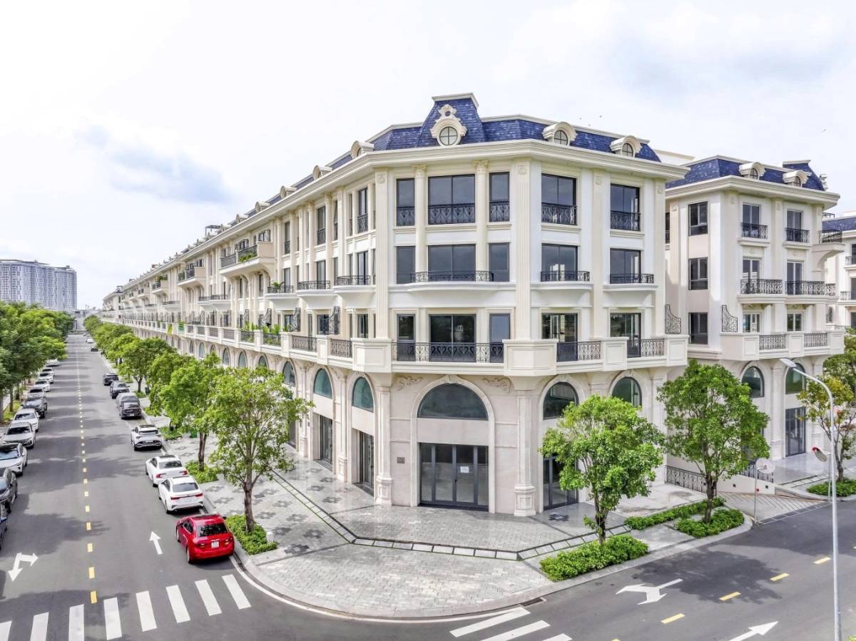 Hàng hiếm còn sót lại shophouse C5-37 mặt tiền thương mại The Legend