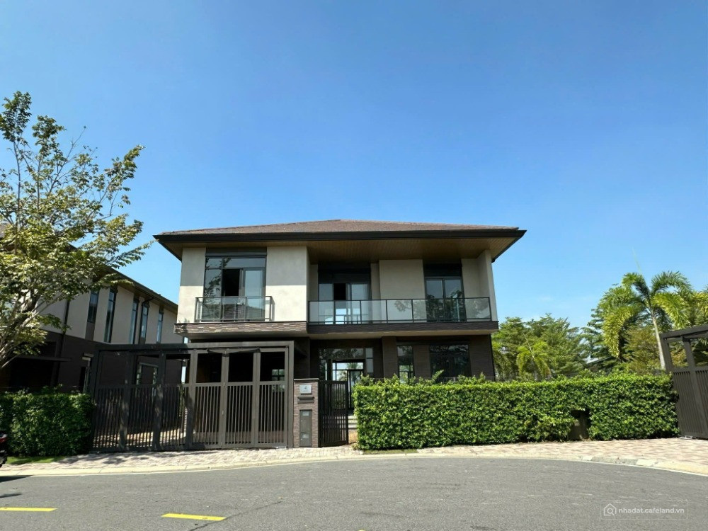 Bán nhanh căn Biệt Thự VIP tại Khu đô thị Waterpoint, 24,5 tỷ, 642m2,