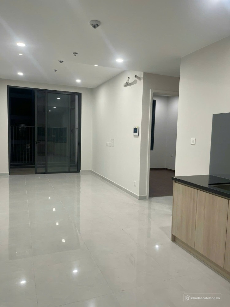 Bán căn 2PN1WC, 63m2, 2,65tỷ The Emerald Golf View đối diện KCN Vsip1, sổ sẵn.