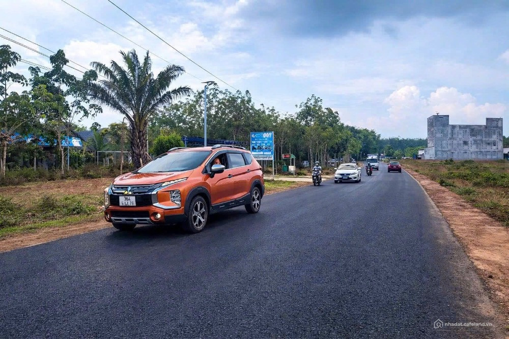 Thanh lý lô đất 20x100x100 DH715 trục vào khu du lịch giá 2ty450 có bớt lộc