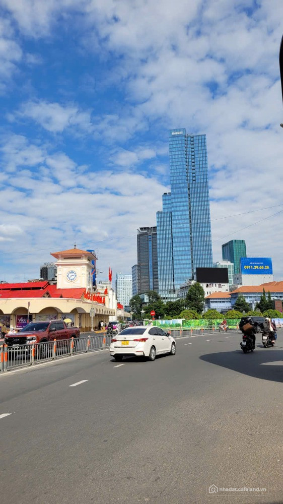 Duy nhất - Khách sạn MT Ngay Lê Thánh Tôn - Chợ Bến Thành - Hầm + 9T - 110 Tỷ