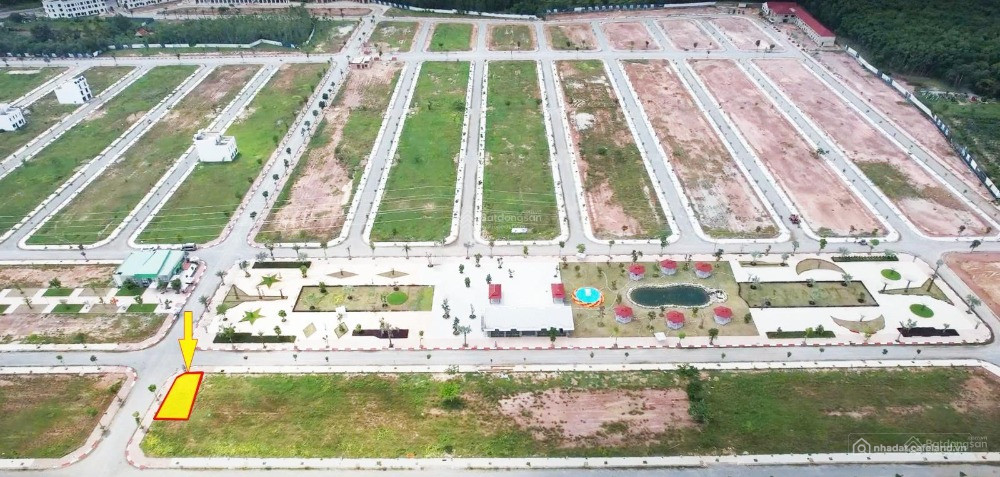 Bán gấp lô góc đẹp trung tâm dự án, đối diện kcn tân bình, giá tốt