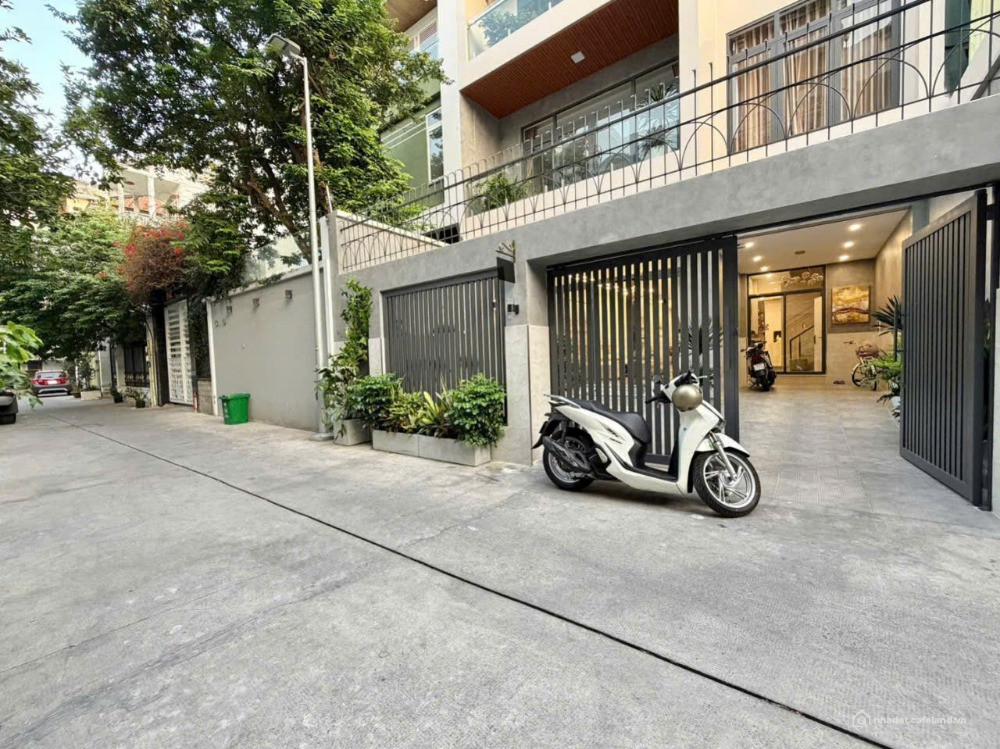 Biệt thự 45 tỷ có gì tại trung tâm Sài Gòn ?