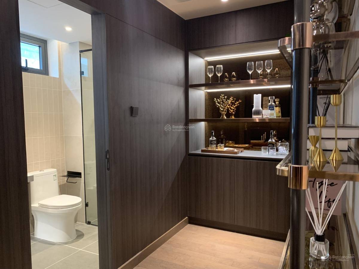 Bán lỗ căn nhà phố The Meadow Bình Chánh, vị trí bìa đẹp giá rẻ hơn hợp đồng